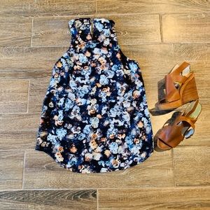 Floral top-Violet & Claire